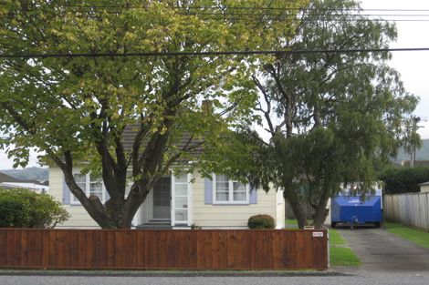 Photo of property in 261 Naenae Road, Naenae, Lower Hutt, 5011