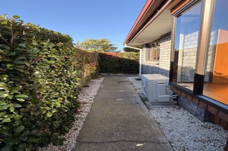 Photo of property in 2/38 Chipping Lane, Redwood, Christchurch, 8051