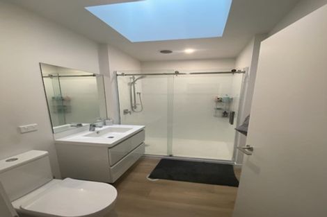 Photo of property in 2/14 Mitcham Avenue, Forest Lake, Hamilton, 3200