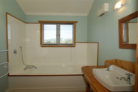 Photo of property in 4 Tawhiti Terrace, Waikino, Waihi, 3682