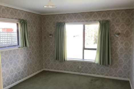 Photo of property in 287 Memorial Avenue, Burnside, Christchurch, 8053