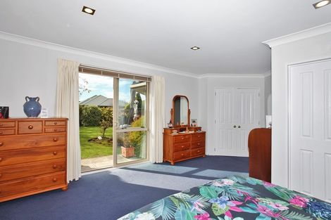 Photo of property in 2 Glencullen Drive, Casebrook, Christchurch, 8051