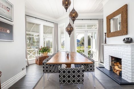 Photo of property in 149a Tukapa Street, Westown, New Plymouth, 4310