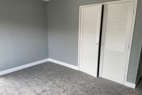 Photo of property in 104 Spinella Drive, Bayview, Auckland, 0629