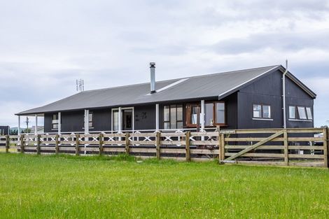 Photo of property in 90 Settlement Road, Morison Bush, Greytown, 5794