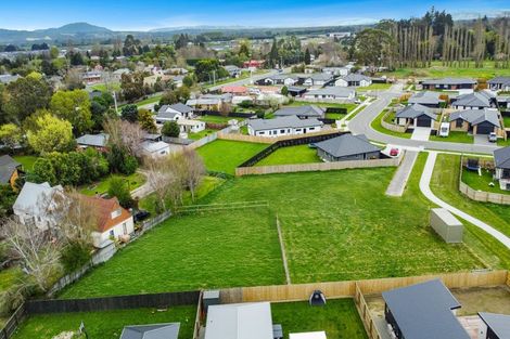 Photo of property in 16 Cleaver Street, Woodend, 7610