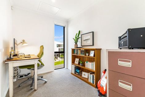 Photo of property in 8 Hobsonville Point Road, Hobsonville, Auckland, 0616