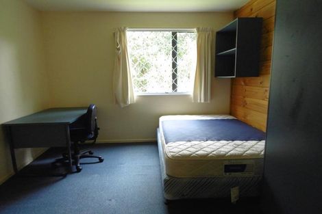 Photo of property in 3/125 Carrington Road, Point Chevalier, Auckland, 1025