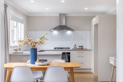 Photo of property in 11 Read Street, Levin, 5510