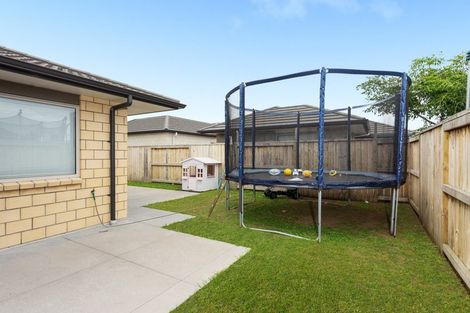 Photo of property in 6 Teachers Court, Papamoa Beach, Papamoa, 3118