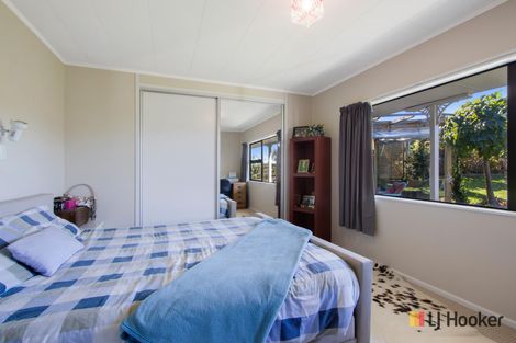 Photo of property in 12a Koutunui Road, Athenree, Katikati, 3177