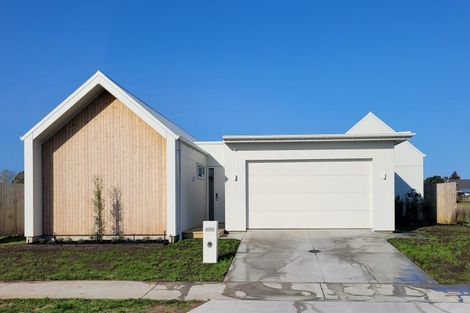 Photo of property in 162 Kupe Drive, Whitianga, 3510