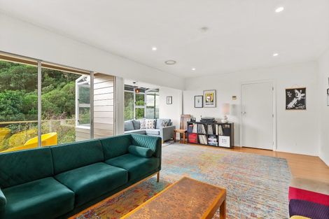 Photo of property in 57 Rona Street, Eastbourne, Lower Hutt, 5013