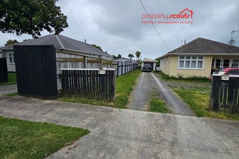 Photo of property in 71 Queenwood Road, Levin, 5510