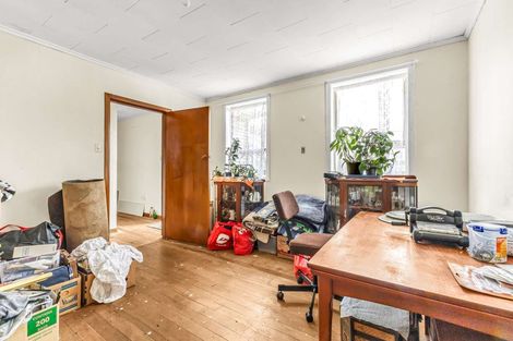 Photo of property in 14 Tawa Street, Inglewood, 4330