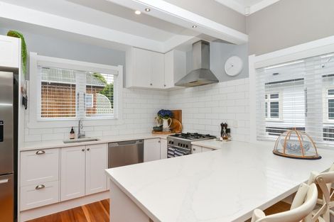 Photo of property in 35 Hinau Street, Maeroa, Hamilton, 3200