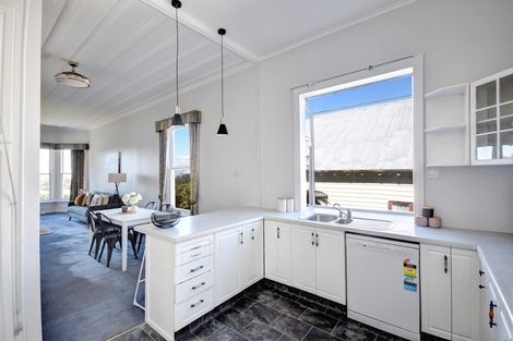 Photo of property in 10 Whitby Street, Mornington, Dunedin, 9011