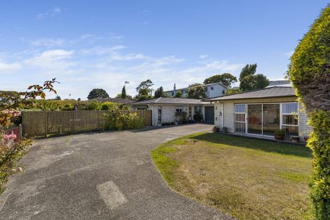 Photo of property in 71c Raumati Road, Raumati Beach, Paraparaumu, 5032