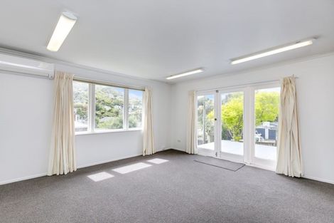 Photo of property in 9 Hollies Crescent, Johnsonville, Wellington, 6037