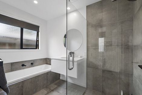 Photo of property in 25a Hereford Street, West End, Palmerston North, 4410