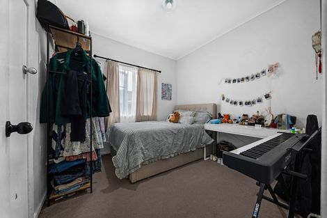 Photo of property in 12 Gordon Road, Papatoetoe, Auckland, 2025