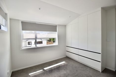 Photo of property in 5/94 Target Road, Totara Vale, Auckland, 0629