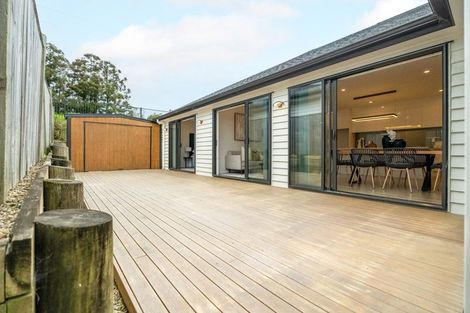 Photo of property in 23 Reserva Crescent, Kumeu, 0810