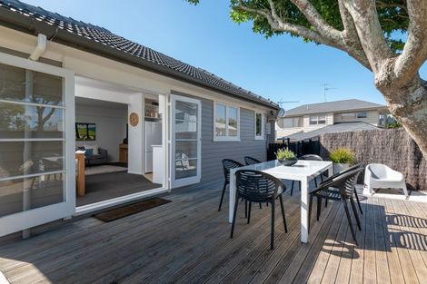 Photo of property in 124 Union Road, Howick, Auckland, 2014