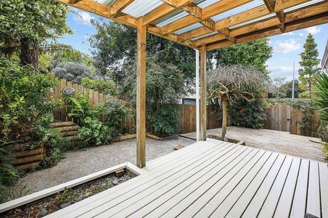Photo of property in 46 Kowhai Street, Hamilton Lake, Hamilton, 3204
