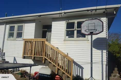 Photo of property in 26-26a Amundsen Grove, Stokes Valley, Lower Hutt, 5019