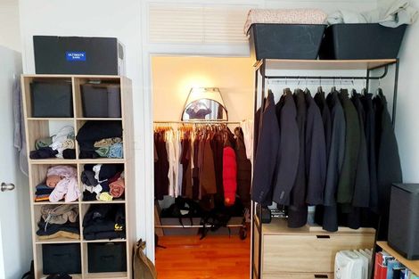 Photo of property in 8 Aplin Place, Birkdale, Auckland, 0626