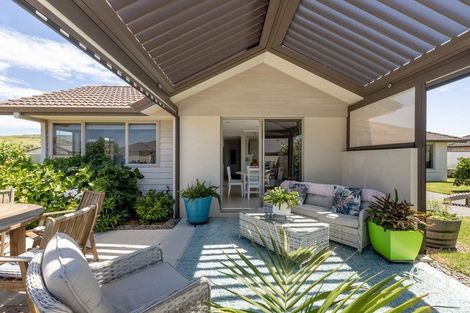 Photo of property in 2 Koro Mews, Papamoa Beach, Papamoa, 3118