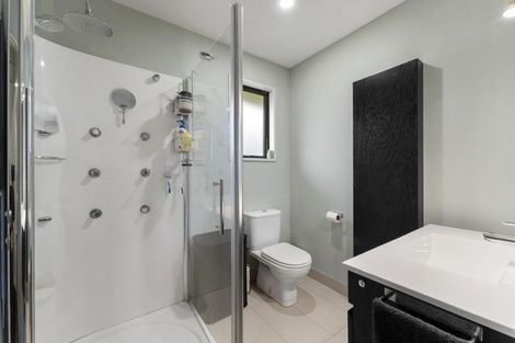 Photo of property in 2 Quill Street, Lake Hayes, Queenstown, 9304