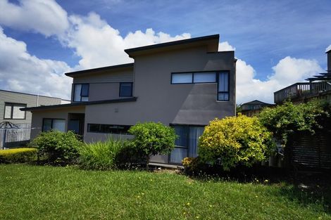 Photo of property in 4 Hornbill Drive, Fairview Heights, Auckland, 0632