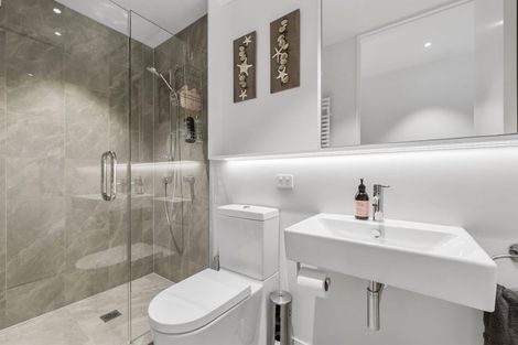 Photo of property in 4 Mary Dobson Way, Island Bay, Wellington, 6023