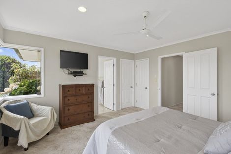 Photo of property in 38 Karamea Street, Whalers Gate, New Plymouth, 4310