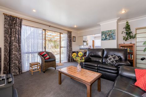 Photo of property in 4/1 Akehurst Avenue, New Lynn, Auckland, 0600