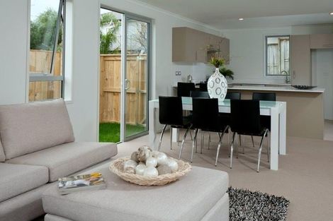 Photo of property in 18 Andersons Road, Oteha, Auckland, 0632