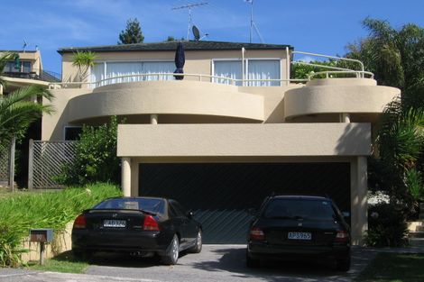 Photo of property in 90 Churchill Road, Murrays Bay, Auckland, 0630