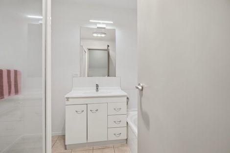 Photo of property in 6 Hilltop Road, Parkvale, Tauranga, 3112