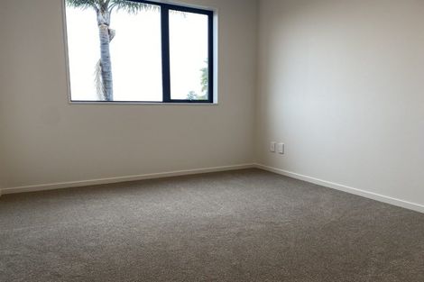Photo of property in 27 Paetai Lane, Te Atatu Peninsula, Auckland, 0610