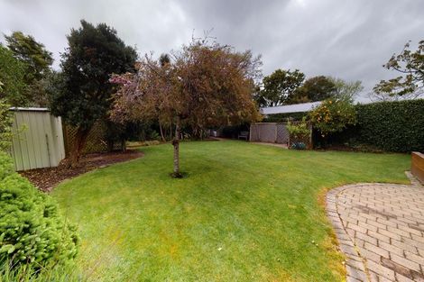 Photo of property in 19 Surrey Crescent, Hokowhitu, Palmerston North, 4410
