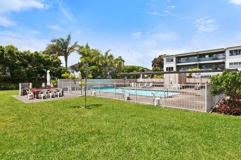 Photo of property in Bay Palms Apartments, 3/30a Bute Road, Browns Bay, Auckland, 0630