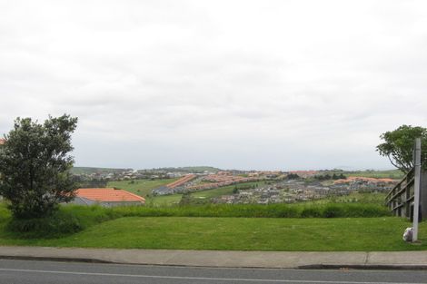 Photo of property in 1211 Whangaparaoa Road, Gulf Harbour, Whangaparaoa, 0930