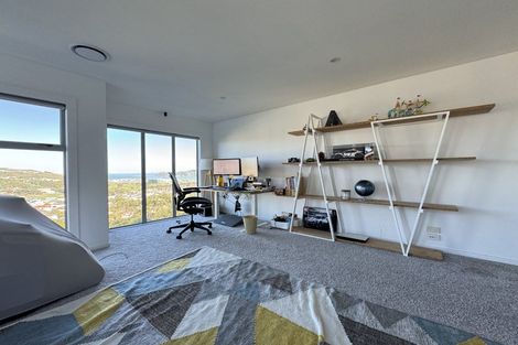 Photo of property in 165 Townsend Road, Miramar, Wellington, 6022