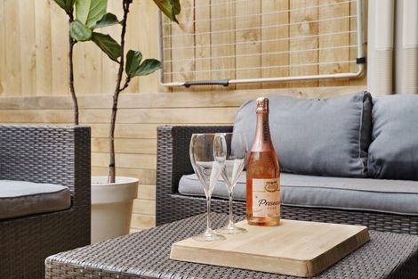 Photo of property in 41 Morihana Close, Glen Eden, Auckland, 0602