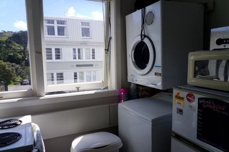 Photo of property in Churchill Flats, 213 The Terrace, Wellington Central, Wellington, 6011