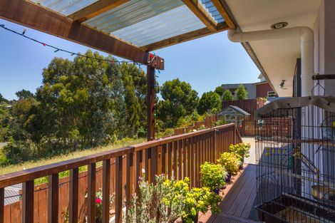 Photo of property in 7 Ruapehu Drive, Fitzherbert, Palmerston North, 4410