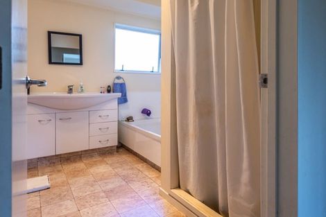 Photo of property in 121 Te Tutu Street, Whangamata, 3691