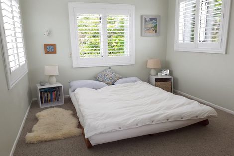 Photo of property in 24 Uenuku Avenue, Raglan, 3225